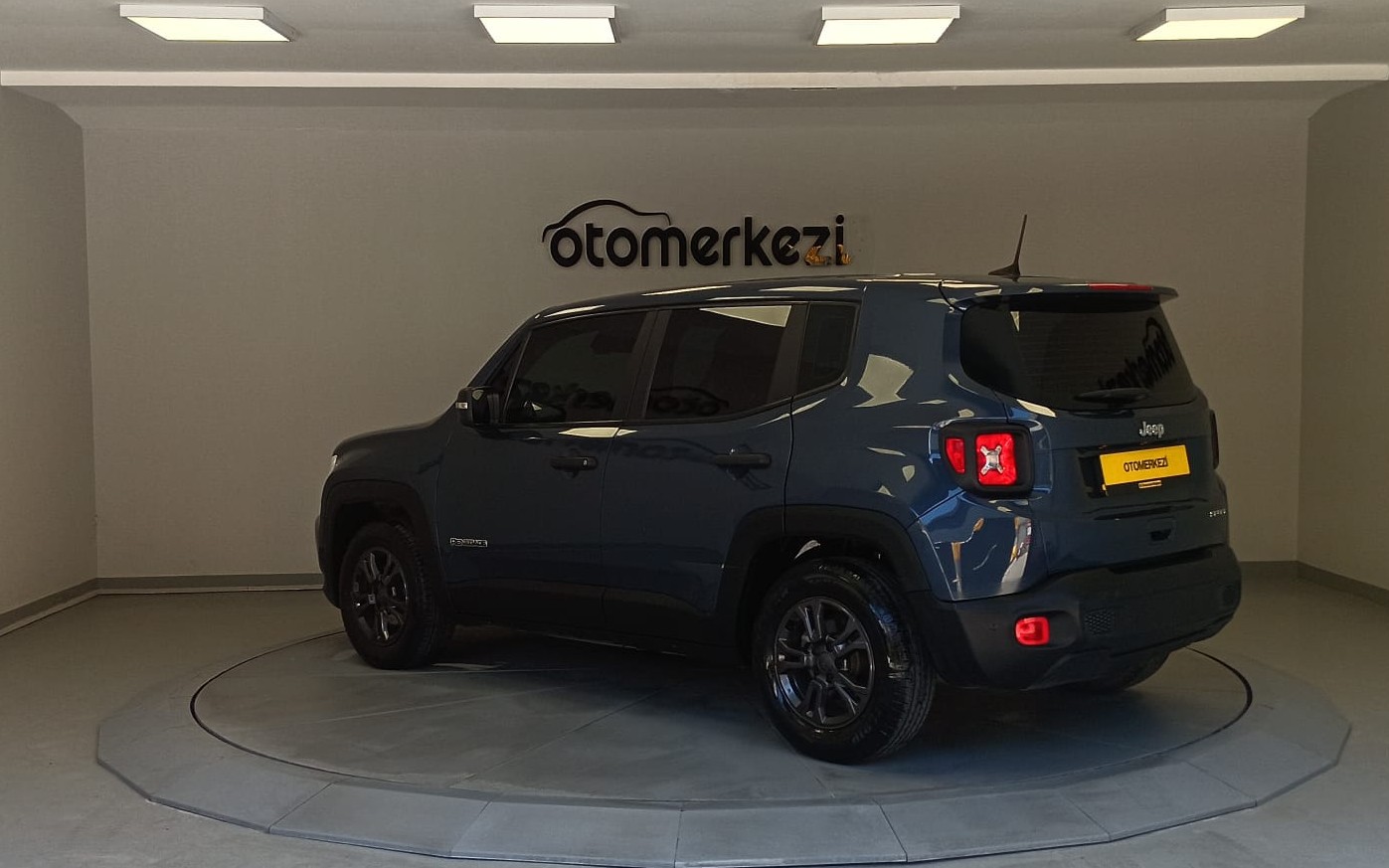 JEEP RENEGADE 26